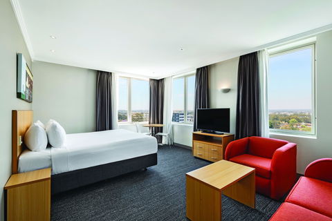 Travelodge Hotel Bankstown Sydney - Mackay Tourism 4