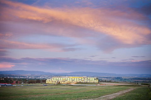 Rydges Mount Panorama Bathurst - Mackay Tourism 4