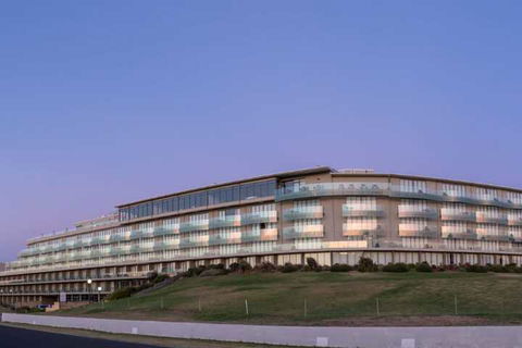 Rydges Mount Panorama Bathurst - Mackay Tourism 1