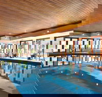 Cumberland Lorne Resort - Mackay Tourism