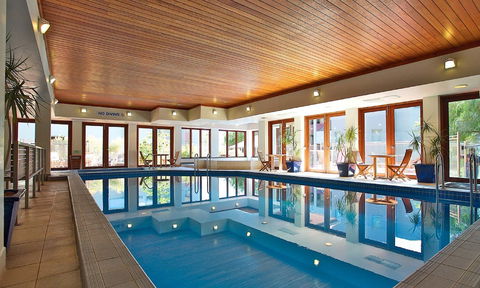 Cumberland Lorne Resort - Mackay Tourism 0