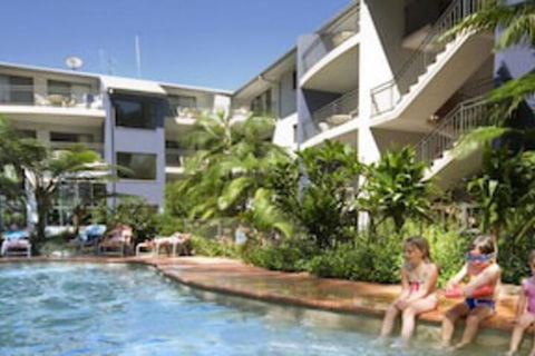 Flynns Beach Resort - Mackay Tourism 0