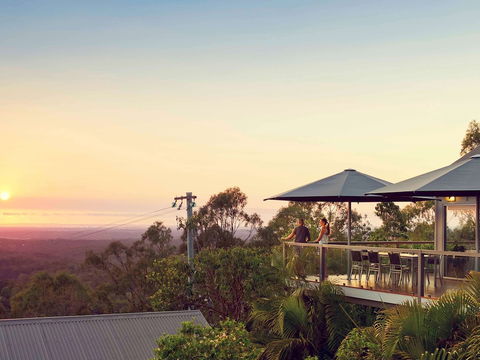 Mercure Clear Mountain Lodge - Mackay Tourism 2
