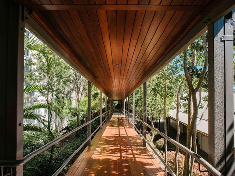 Mercure Clear Mountain Lodge - Mackay Tourism 3