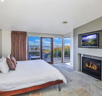 Hearns Beachside Villa 4
