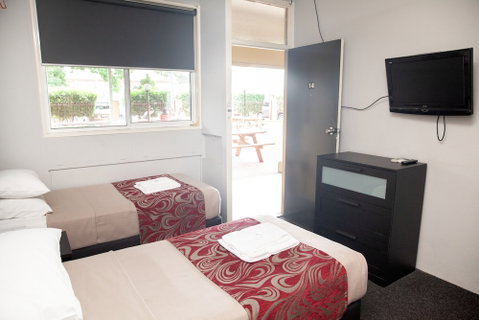 Royal Hotel Singleton - Mackay Tourism 2