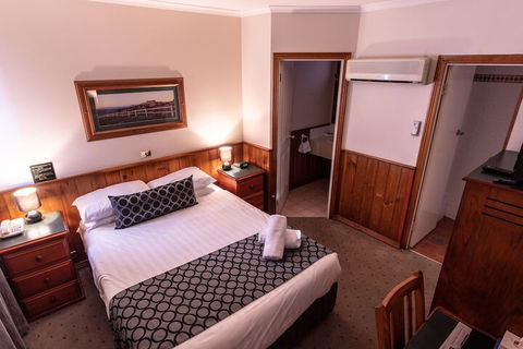 Astor Inn - Mackay Tourism 7