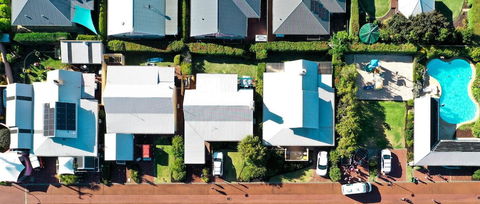 Dunsborough Beach Cottages - Mackay Tourism 3