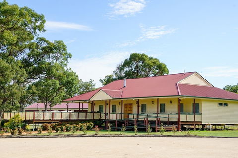 Radiance On Lyra - Mackay Tourism 6