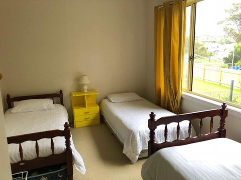 2 Jocelyn Street. Dalmeny - Mackay Tourism 1