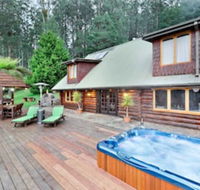 Eagles Nest Luxury Mountain Retreat - Mackay Tourism
