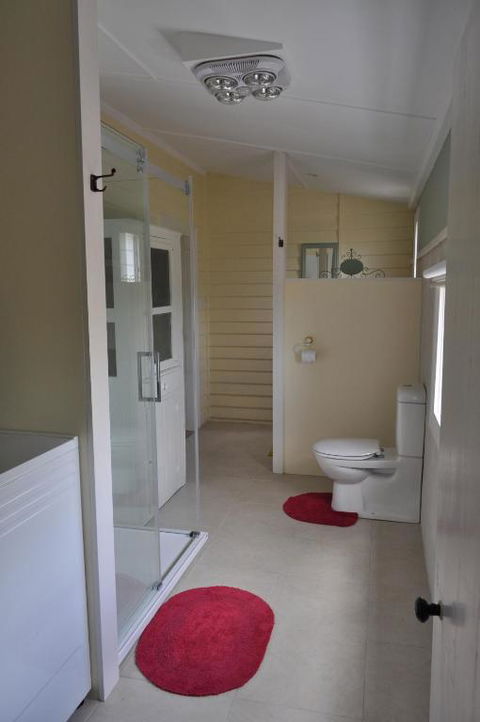 Beths Cottage Roaring 40s - Mackay Tourism 2