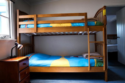 Pettit Cottage - Mackay Tourism 6