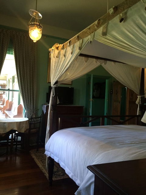 Daly View Bed & Breakfast - Mackay Tourism 4