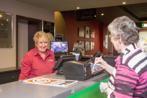 Lithgow Workies Club Motel - Mackay Tourism 0