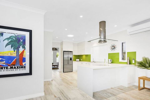 Fairlight Tweed Coast Holidays  - Mackay Tourism 7