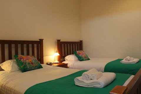 Albany Beachside Accommodation - Mackay Tourism 4