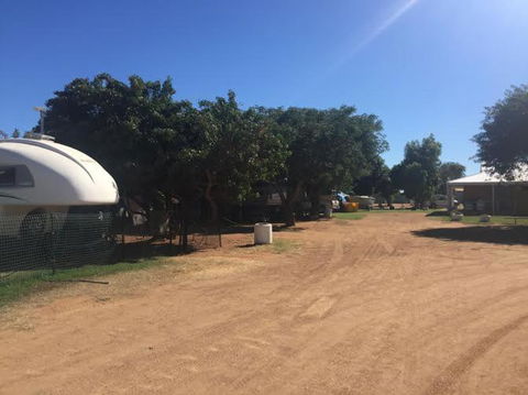 Carnarvon Caravan Park - Mackay Tourism 2