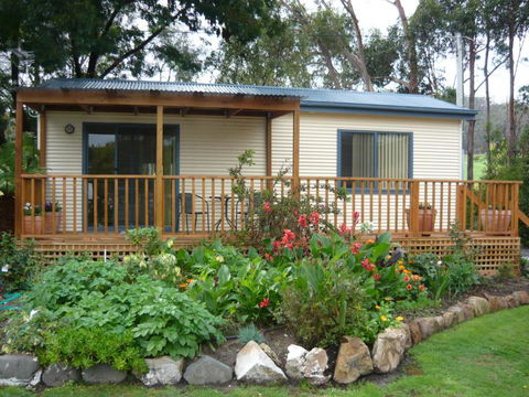 The 2Cs Bed & Breakfast - Mackay Tourism 4