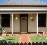 Bloomsbury Cottage - Mackay Tourism