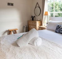 ARCADIA - The Barn Cottage  Rosehill Cottage - Mackay Tourism