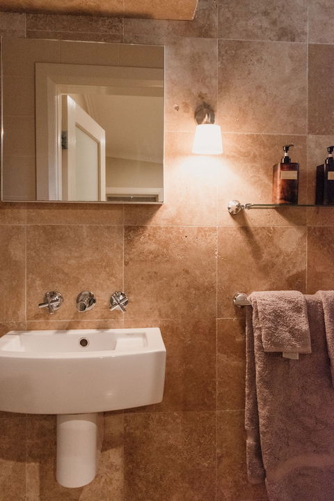 Inn Scone - Mackay Tourism 5