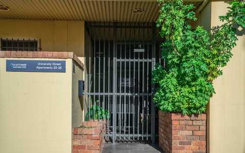 Clocktower Apartment Hotel - Mackay Tourism 2