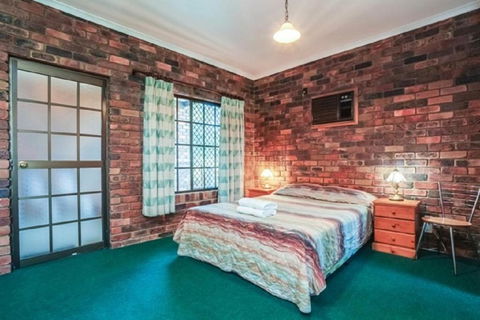 Fernvale Hotel Motel - Mackay Tourism 2