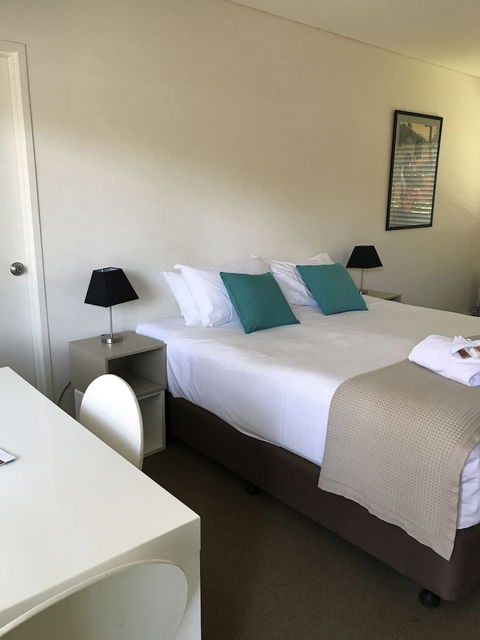 Thirroul Beach Motel - Mackay Tourism 4