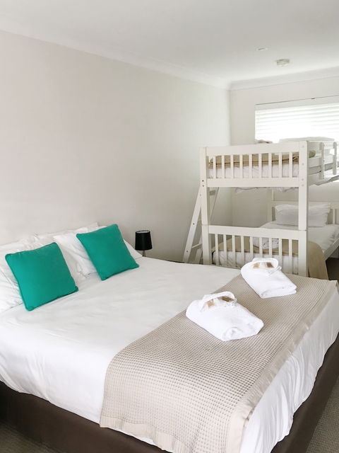 Thirroul Beach Motel - Mackay Tourism 1