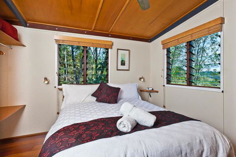 Rosebrook Cottages - Mackay Tourism 1