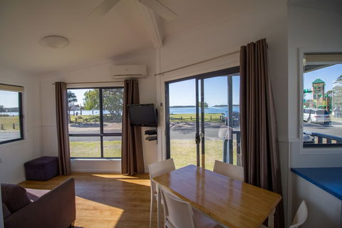 South Coast Retreat - Mackay Tourism 3