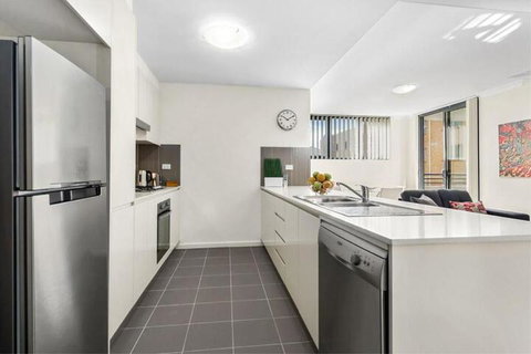 Astra Apartments Liverpool - Mackay Tourism 6