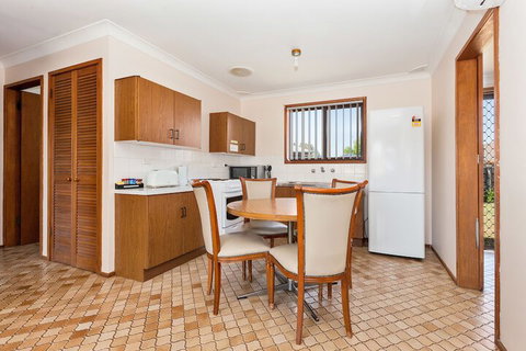 Aden Mudgee Apartments - Mackay Tourism 3