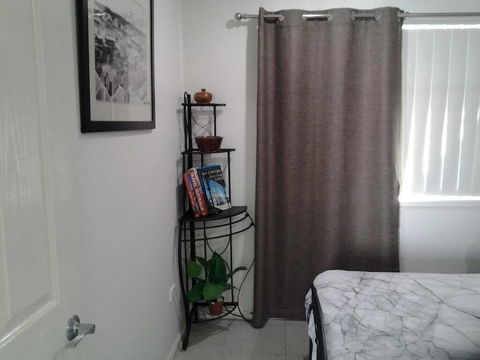 Bottlebrush B&B - Mackay Tourism 4