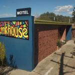 Bunkhouse Motel - Mackay Tourism 0