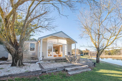 Mayfield Vineyard - Mackay Tourism 5