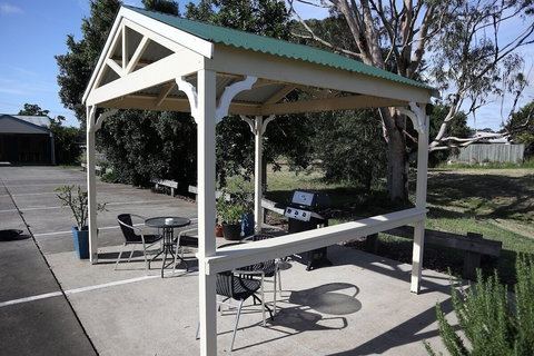 Kilcoy Gardens Motel - Mackay Tourism 6