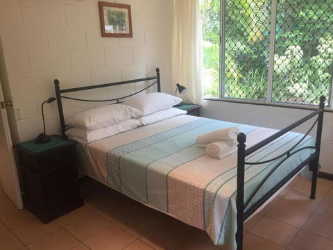 Shambhala Retreat Magnetic Island Cottages - Mackay Tourism 2