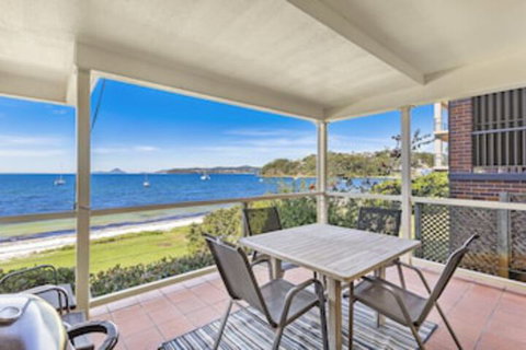 Tuscan Waterfront, 1/213 Soldiers Point Road - Mackay Tourism 0