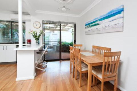 Bedford Terrace 1 - Mackay Tourism 3