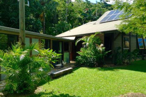 Butterfly Studio - Mackay Tourism 0