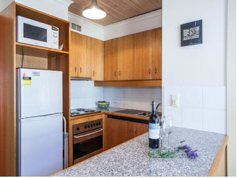 Cora Lynn Apartment 18 - Mackay Tourism 5
