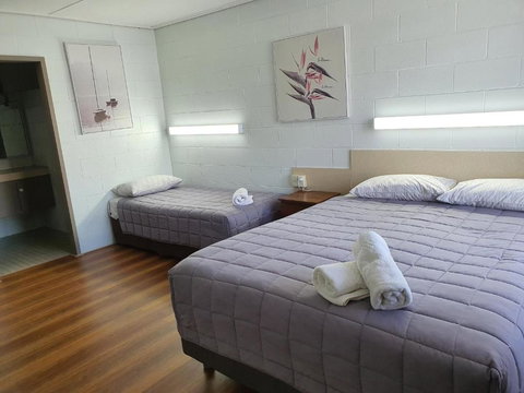 Parkside Motel Morwell - Mackay Tourism 4