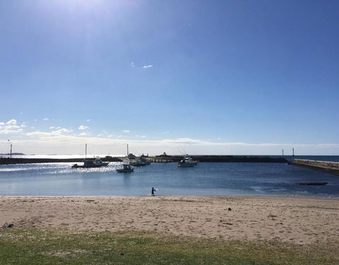 SHELLHARBOUR BEACH COTTAGE 1 Minute Walk To Beach Flags In Summer - Mackay Tourism 4