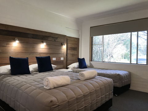 Pleasant Way River Lodge - Mackay Tourism 4