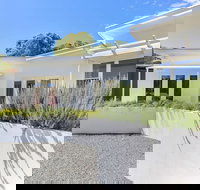 Barossa White House - Mackay Tourism