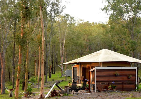 Ketchup's Bank Glamping - Mackay Tourism 1