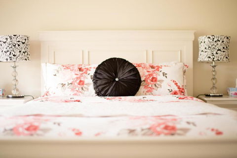 The Summer House Retreat - Mackay Tourism 4