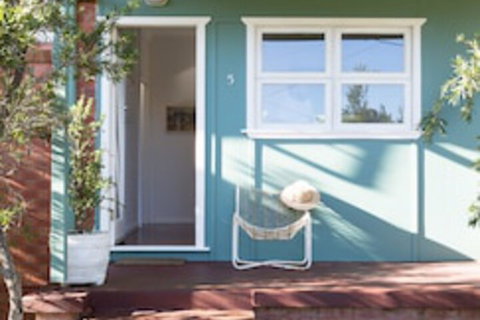 Artist Retreat - Mackay Tourism 0